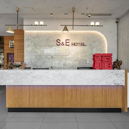 S&E Hotel Tajnan Kültér fotó